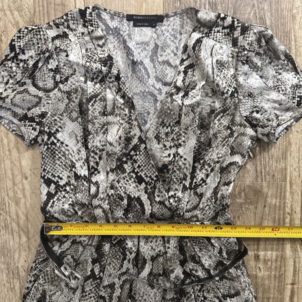 BCBGMaxazria Dress 2 Silk Snake Print Belted Pleated Sheath EUC - Picture 4 of 5